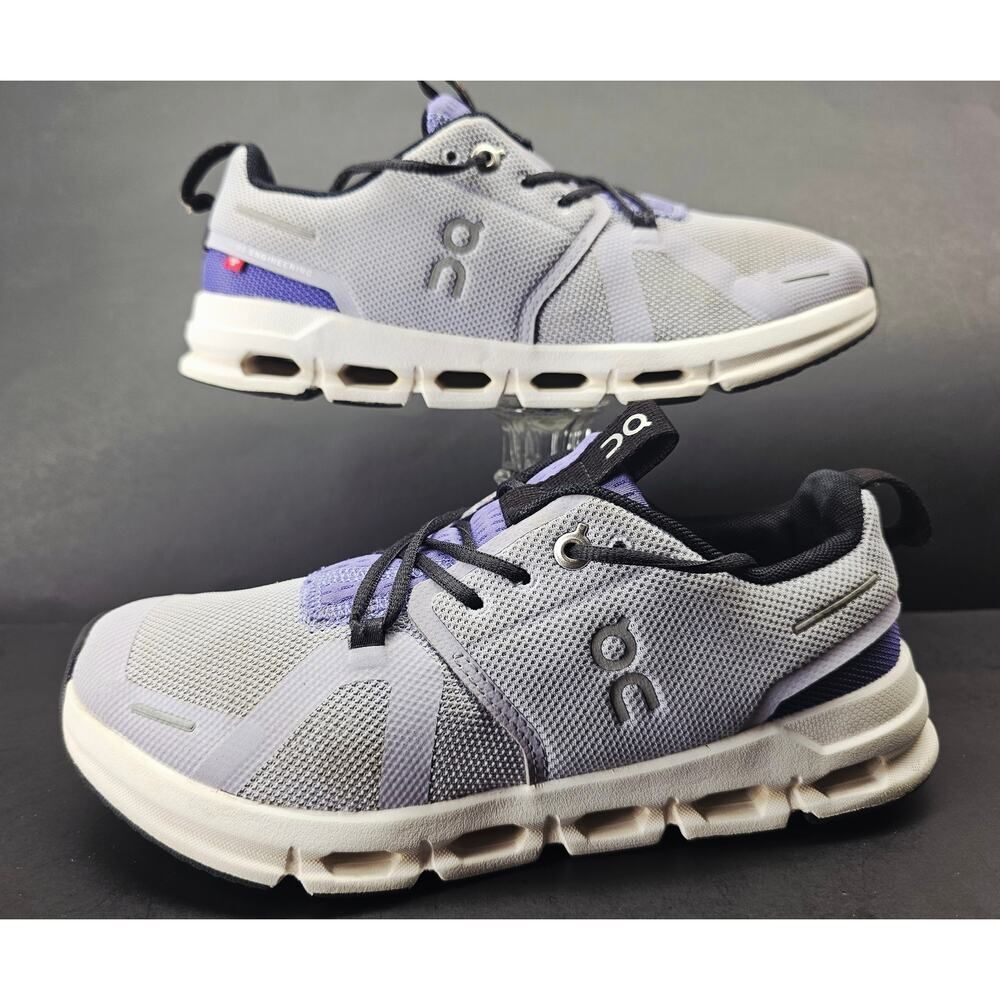 Oncloud Youth 4 Comfy Footwear